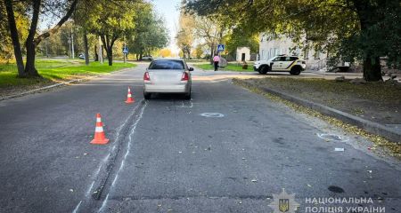 У Запоріжжі під колеса авто потрапила дитина: поліція шукає свідків