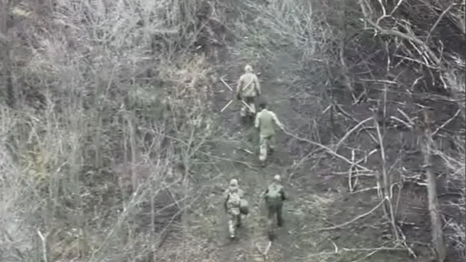 На Запоріжжі дрон врятував двох українських бійців з полону &ndash; кадри