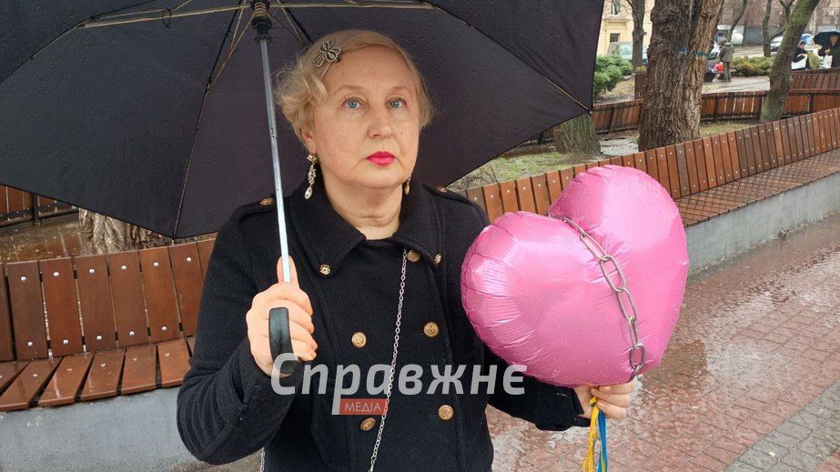Сердца в плену: молчаливая акция состоялась в Запорожье