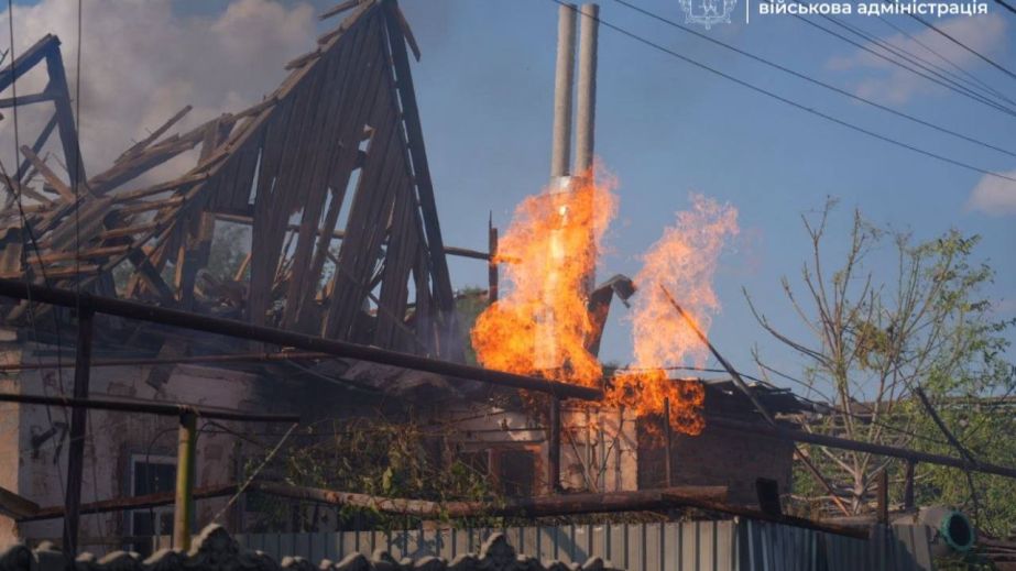 Ворожі бомби понівечили дитячий садок і будинки в Запоріжжі &ndash; поранені містяни