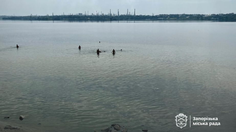Ловушка на острове Байда и сильное течение: на воде в Запорожье спасли 21 ребенка