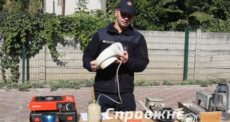 Як пережити блекаути безпечно: поради від запорізьких рятувальників