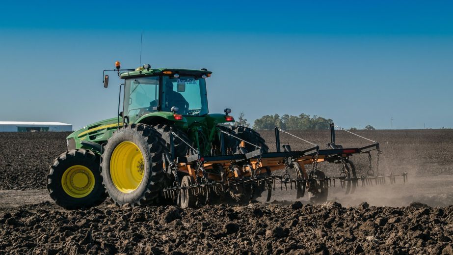 На Запорожье стартовала посевная: аграрии получили государственную поддержку