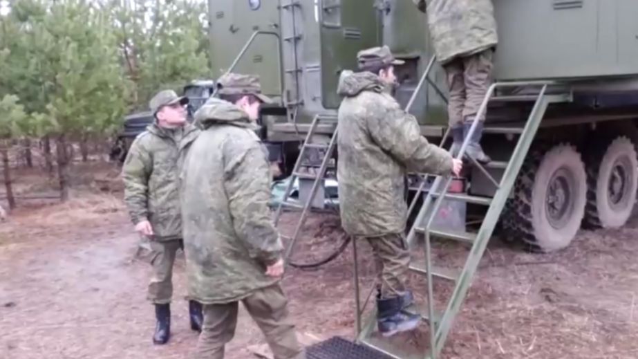 Как россияне привлекают жителей оккупированного на Запорожье города на "СВО" – детали