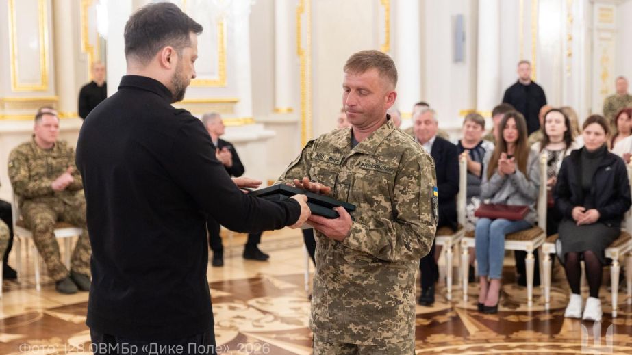 9 місяців без ротацій на "нулі": президент нагородив захисника Запорізького фронту