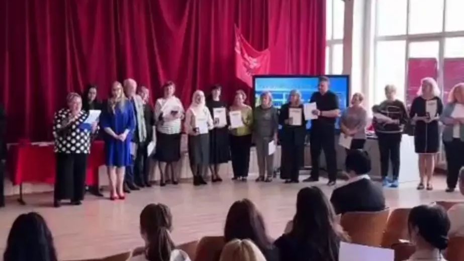 На ТОТ Запоріжжя вчителі-колаборанти влаштували пропагандистський захід &ndash; деталі