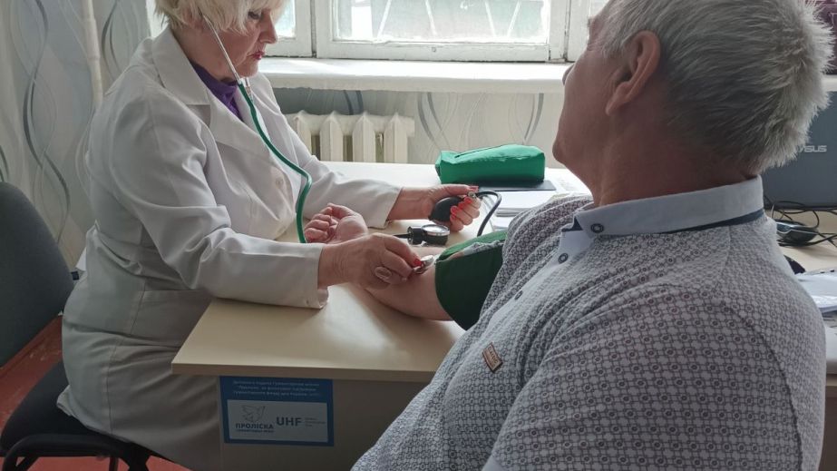 Сімейні лікарі приймають переселенців у гуртожитку Запоріжжя – подробиці