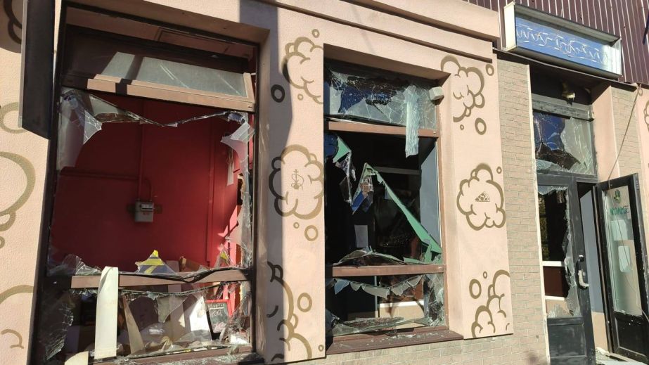 Российский "шахед" повредил здание Васильевского хаба в Запорожье
