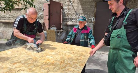 Обстріл Запоріжжя: в Олександрівському районі понівечено 17 багатоповерхівок