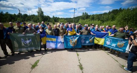 Великий обмін: 160 українських військових повернулися з російського полону