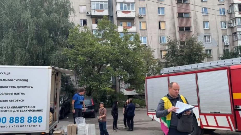 Пострадали более 40 домов: в Запорожье устраняют последствия ночной атаки