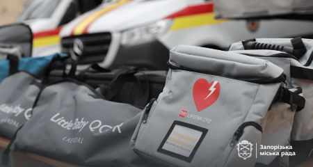 Новое авто и тренажеры для спасения жизней передали партнеры Запорожью