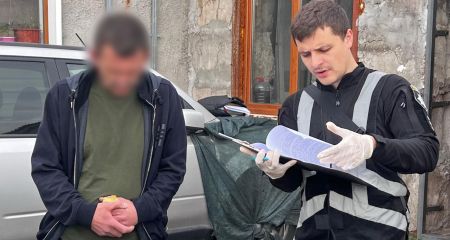 Базу відпочинку на брухт розібрала група чоловіків під Запоріжжям