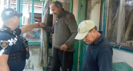 З прифронтового Залізничного на Запоріжжі евакуювали місцевого жителя