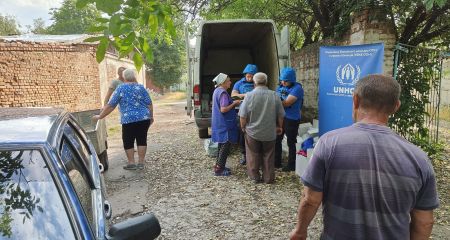 Волонтери привезли будматеріали до прифронтового Гуляйполя на Запоріжжі