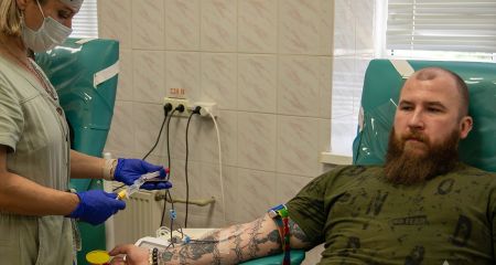 Около 30 литров крови сдали военные из областного ТЦК в Запорожье