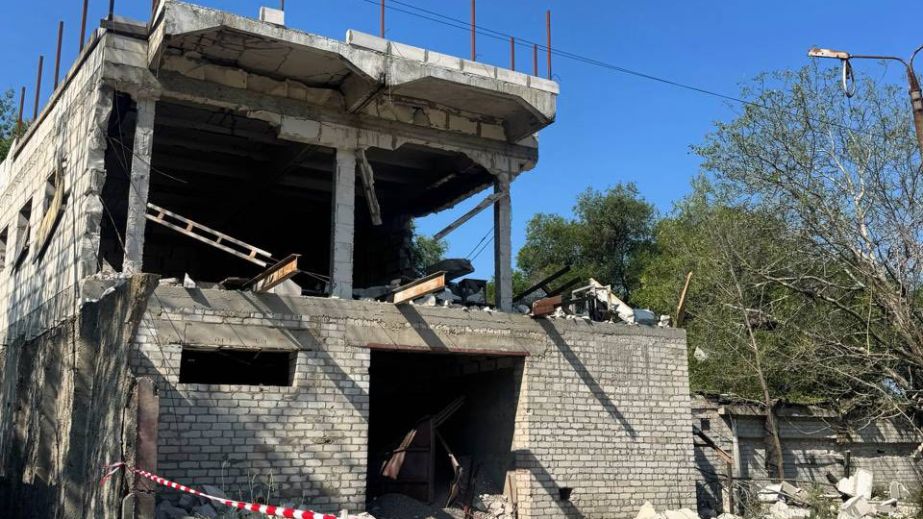 Гаражні кооперативи потрапили під ракетний удар у Запоріжжі