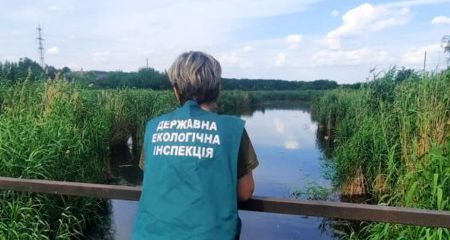 Из запорожских рек отобрали пробы на содержание нефтепродуктов – результаты