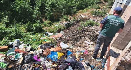 Сміттєзвалище площею понад 1600 м² виявили у середмісті Запоріжжя