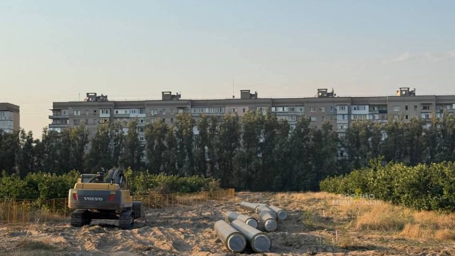 Мелітополь втрачає гордість міста: на окупованому Запоріжжі нищать сади Філібера