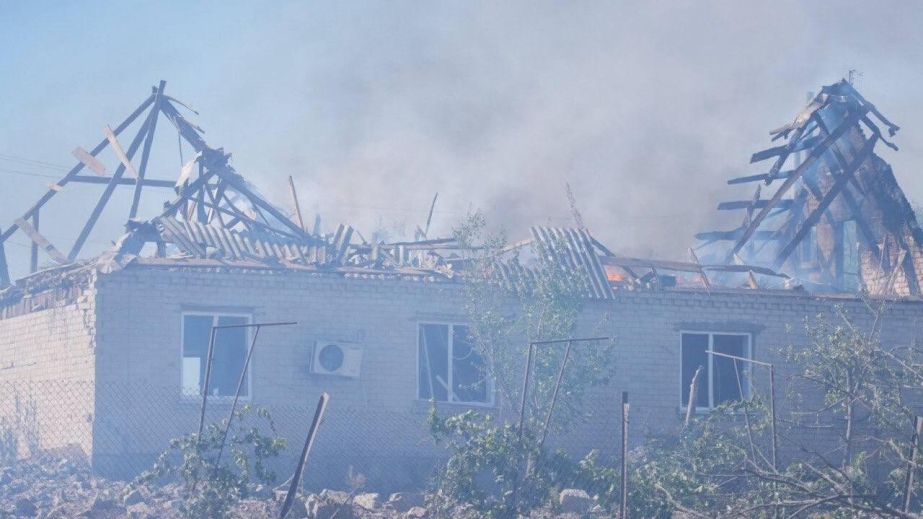 Росіяни вдарили по селу Запорізького району – є поранені