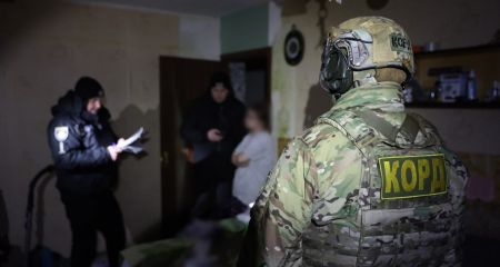 У Запоріжжі затримали чоловіка зі 164 пакетами психотропів &ndash; деталі