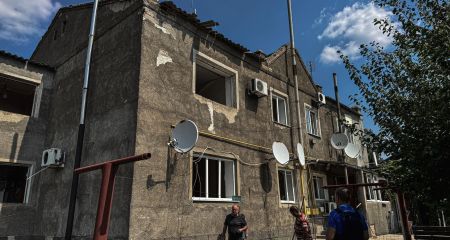 Постраждалим від авіаудару в Біленькому на Запоріжжі роздали допомогу