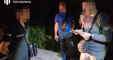 "Спасательный бизнес": чиновник ГСЧС в Запорожье организовывал побег за границу
