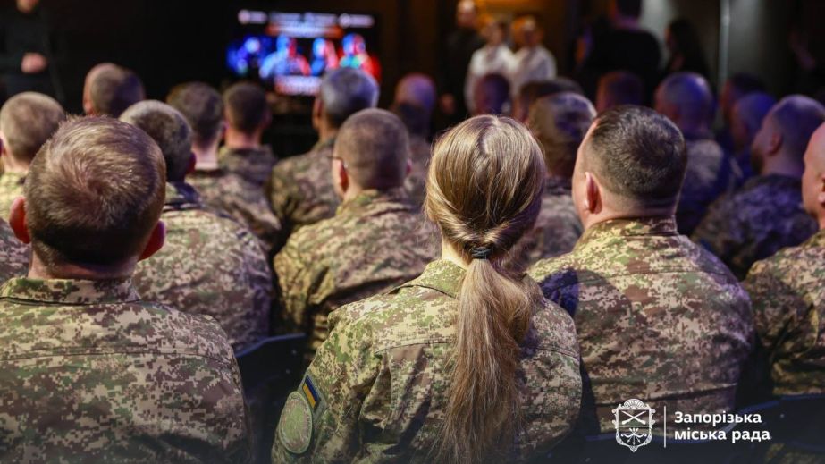 Гвардійців Запоріжжя нагородили подяками з нагоди професійного свята