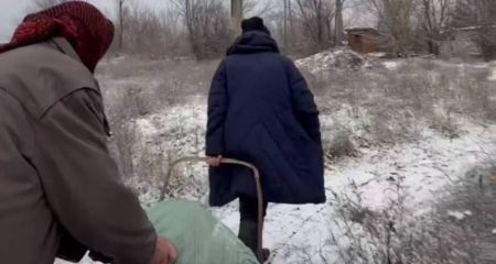 Волонтер "Голландець" показав кадри евакуації із Залізничного на Запоріжжі