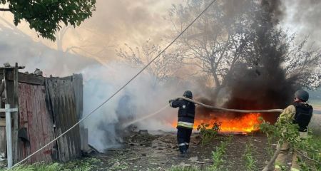 Саперы ГСЧС уничтожили три самодельных взрывных устройства в Запорожской области