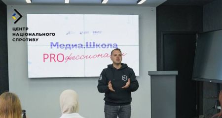 Захватчики готовят пропагандистов из украинских школьников на оккупированных территориях, – ЦНС