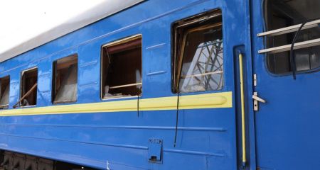 Пасажирів понівеченого балістикою потяга №52 доправили до Запоріжжя
