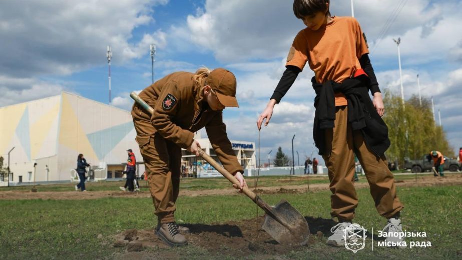 Сотни тонн мусора вывезли в Запорожье в рамках масштабной толоки &ndash; локации