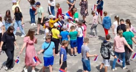 РФ шукає "вожатих" серед ідейних колаборантів для дитячих таборів на ТОТ