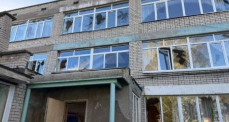 Повреждены учебное заведение и дом: враг атаковал Запорожье и область