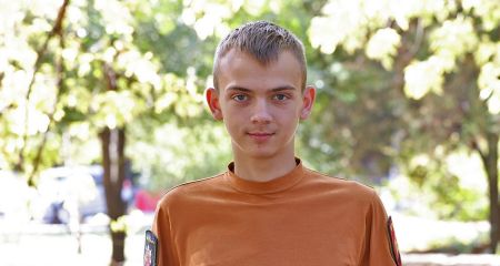 Подросток из "Байды" дал отпор агрессивной женщине с бритвой в Запорожье