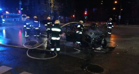 ДТП в центре Запорожья: после столкновения вспыхнул Chevrolet
