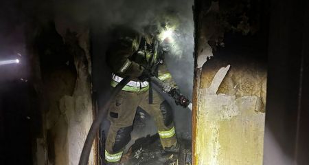Многоэтажка пылала в Запорожье: погиб человек