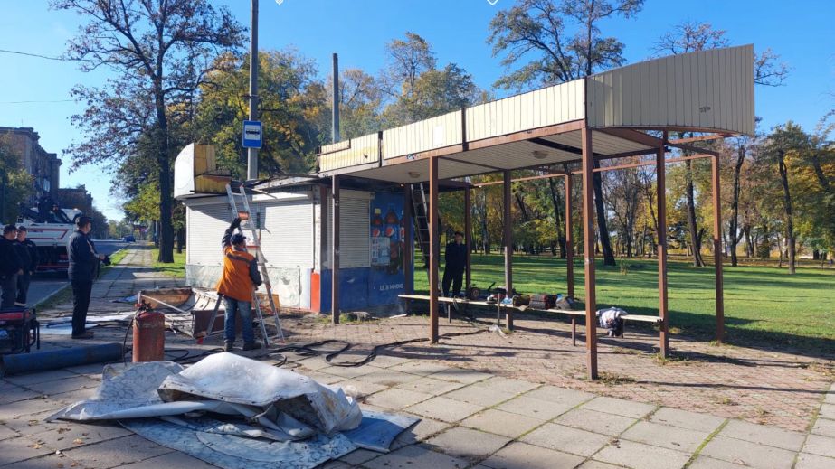 Зупинковий комплекс прибрали у Запоріжжі – де саме