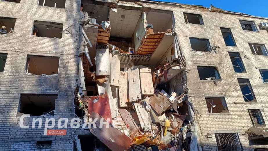 Более 130 запорожцев сообщили о поврежденном жилье после атаки РФ