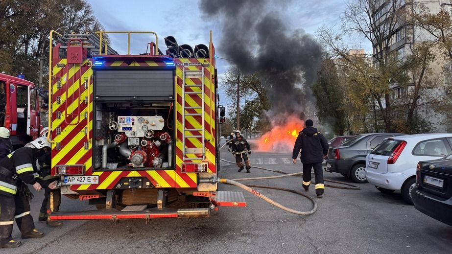 В одном из районов Запорожья горел Hyundai – кадры