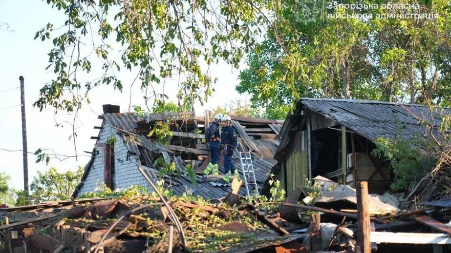 Более 40 запорожцев обратились за помощью после авиаудара по городу