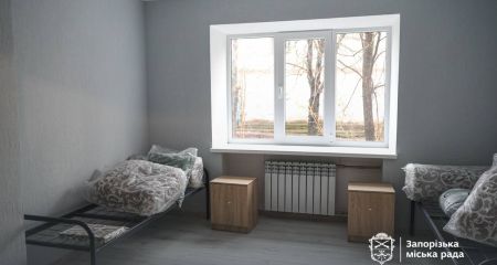Нове житло для переселенців підготували в запорізькому гуртожитку &ndash; які умови
