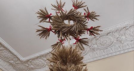 У Запоріжжі створили триметровий дідух &ndash; кадри