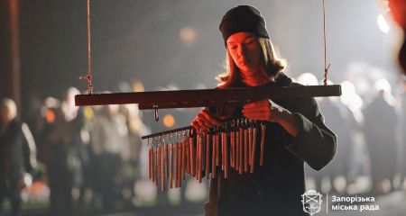 У Запоріжжі на "Дерево памʼяті" додали імена полеглих Героїв