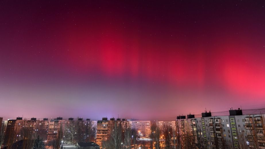 В небе над Запорожьем наблюдали северное сияние &ndash; кадры