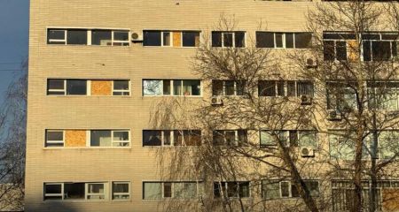 Детскую больницу Запорожья восстановили после обстрелов &ndash; кадры