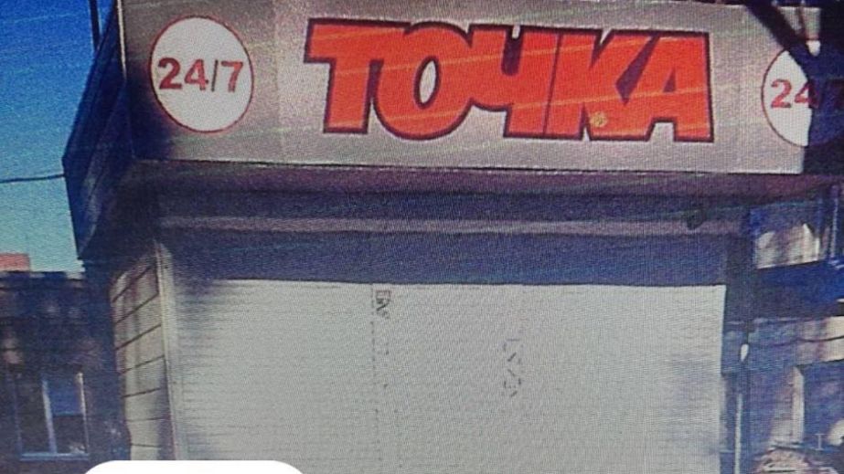 Власники двох МАФів демонтували свої самобуди у центрі Запоріжжя