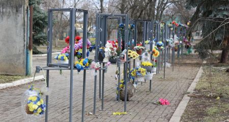 Ворожий удар пошкодив меморіал пам&rsquo;яті полеглих воїнів на Запоріжжі